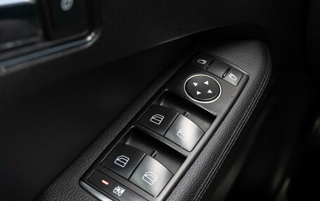Mercedes-Benz E-Класс, 2011 год, 1 499 000 рублей, 15 фотография