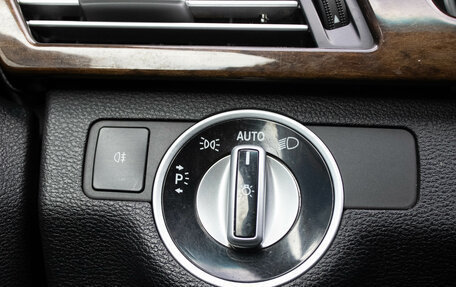 Mercedes-Benz E-Класс, 2011 год, 1 499 000 рублей, 16 фотография