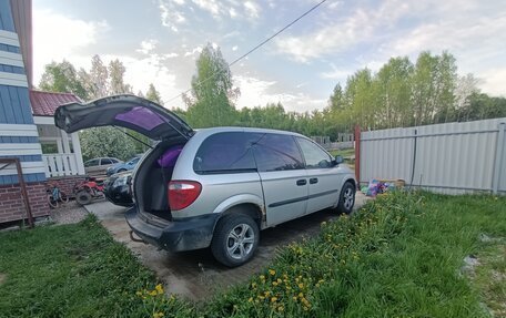 Chrysler Voyager IV, 2001 год, 300 000 рублей, 4 фотография