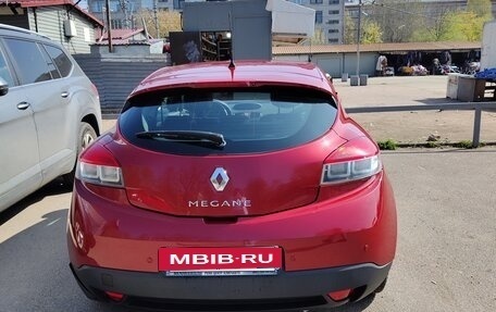 Renault Megane III, 2011 год, 870 000 рублей, 2 фотография