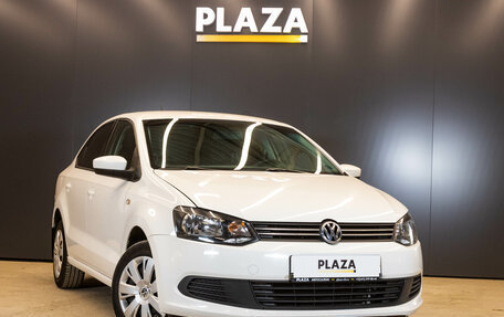 Volkswagen Polo VI (EU Market), 2013 год, 949 000 рублей, 2 фотография