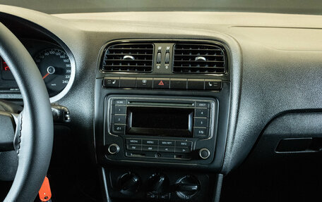 Volkswagen Polo VI (EU Market), 2013 год, 949 000 рублей, 7 фотография