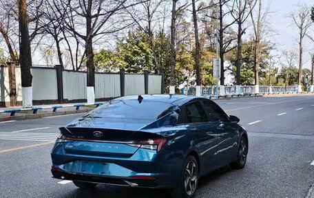 Hyundai Elantra, 2022 год, 1 550 000 рублей, 6 фотография