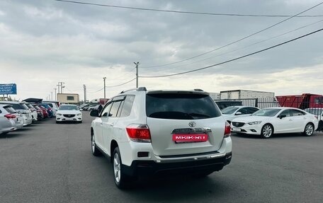 Toyota Highlander III, 2010 год, 1 749 999 рублей, 4 фотография