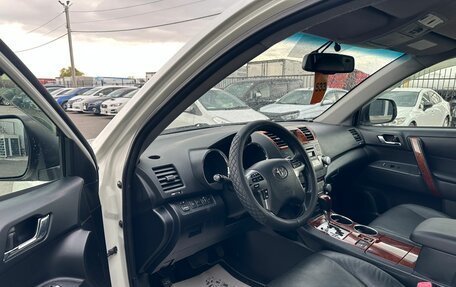 Toyota Highlander III, 2010 год, 1 749 999 рублей, 10 фотография