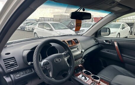 Toyota Highlander III, 2010 год, 1 749 999 рублей, 11 фотография