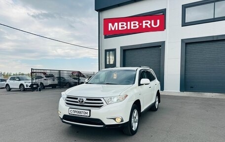 Toyota Highlander III, 2010 год, 1 749 999 рублей, 2 фотография