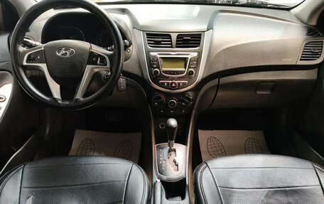 Hyundai Solaris II рестайлинг, 2013 год, 887 000 рублей, 10 фотография