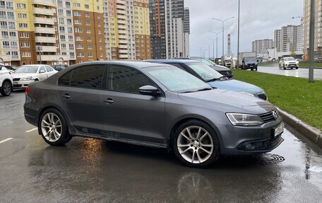 Volkswagen Jetta VI, 2012 год, 800 000 рублей, 2 фотография
