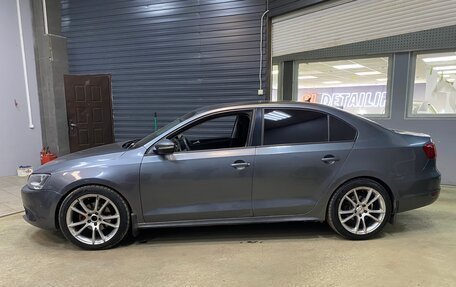 Volkswagen Jetta VI, 2012 год, 800 000 рублей, 3 фотография