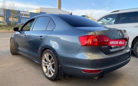 Volkswagen Jetta VI, 2012 год, 800 000 рублей, 4 фотография
