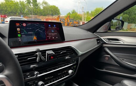 BMW 5 серия, 2018 год, 3 950 000 рублей, 18 фотография