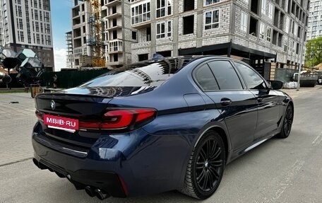BMW 5 серия, 2018 год, 3 950 000 рублей, 10 фотография