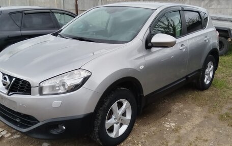 Nissan Qashqai, 2010 год, 950 000 рублей, 2 фотография