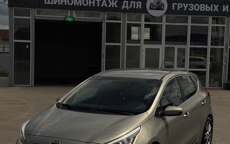 KIA cee'd III, 2014 год, 1 220 000 рублей, 1 фотография