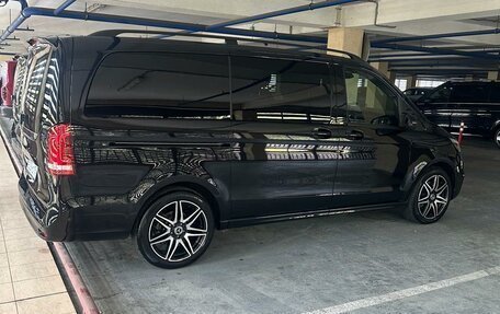 Mercedes-Benz V-Класс, 2021 год, 6 000 000 рублей, 4 фотография
