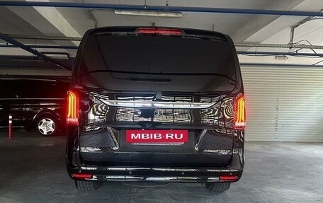 Mercedes-Benz V-Класс, 2021 год, 6 000 000 рублей, 5 фотография