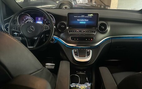 Mercedes-Benz V-Класс, 2021 год, 6 000 000 рублей, 12 фотография