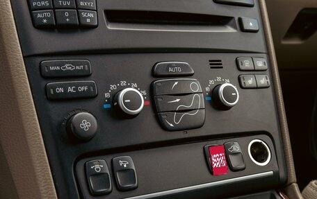 Volvo XC90 II рестайлинг, 2012 год, 1 725 000 рублей, 15 фотография