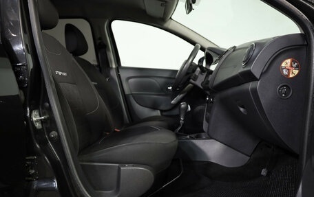 Renault Sandero II рестайлинг, 2017 год, 899 000 рублей, 21 фотография