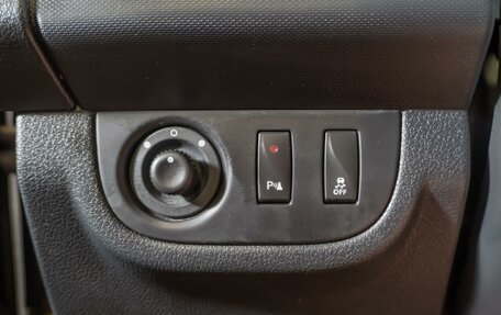 Renault Sandero II рестайлинг, 2019 год, 1 345 000 рублей, 26 фотография