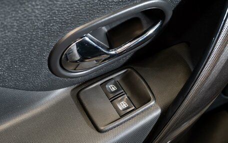 Renault Sandero II рестайлинг, 2019 год, 1 345 000 рублей, 27 фотография