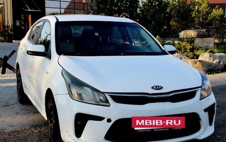 KIA Rio IV, 2019 год, 635 000 рублей, 2 фотография