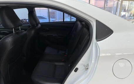 Toyota Vios III, 2022 год, 1 050 000 рублей, 16 фотография