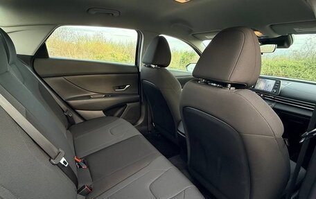 Hyundai Elantra, 2022 год, 2 200 007 рублей, 10 фотография