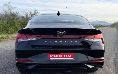 Hyundai Elantra, 2022 год, 2 200 007 рублей, 8 фотография
