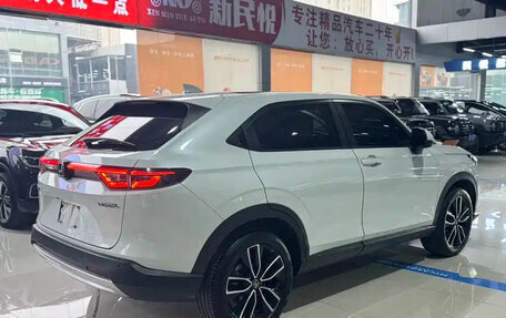 Honda Vezel, 2023 год, 1 600 000 рублей, 6 фотография