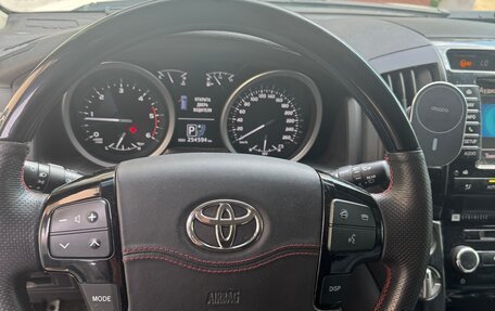 Toyota Land Cruiser 200, 2013 год, 3 200 000 рублей, 2 фотография