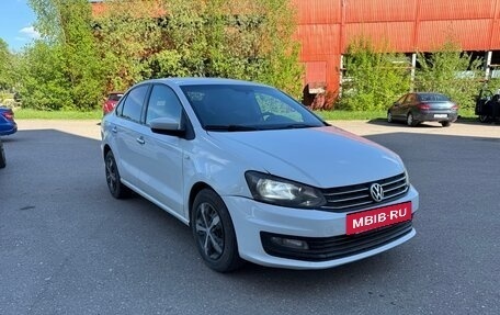 Volkswagen Polo VI (EU Market), 2017 год, 495 000 рублей, 2 фотография