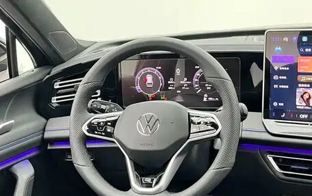 Volkswagen Tiguan, 2026 год, 4 260 052 рублей, 10 фотография