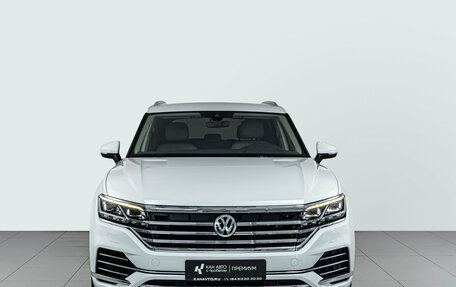 Volkswagen Touareg III, 2019 год, 5 096 000 рублей, 2 фотография