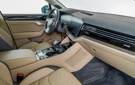 Volkswagen Touareg III, 2019 год, 5 096 000 рублей, 9 фотография