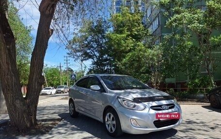 Hyundai Solaris II рестайлинг, 2011 год, 790 000 рублей, 2 фотография