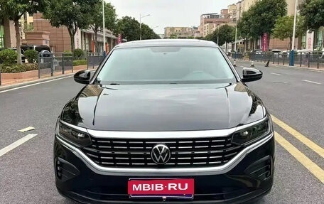 Volkswagen Passat B8 рестайлинг, 2023 год, 1 890 000 рублей, 2 фотография