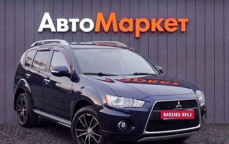 Mitsubishi Outlander III рестайлинг 3, 2010 год, 1 049 000 рублей, 18 фотография