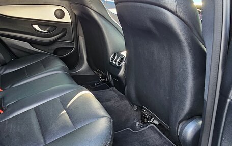 Mercedes-Benz E-Класс, 2019 год, 2 400 000 рублей, 7 фотография