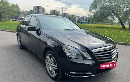 Mercedes-Benz E-Класс, 2010 год, 1 600 000 рублей, 2 фотография