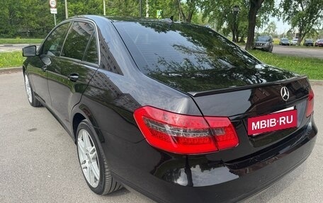 Mercedes-Benz E-Класс, 2010 год, 1 600 000 рублей, 5 фотография