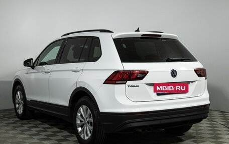 Volkswagen Tiguan II, 2020 год, 2 689 000 рублей, 7 фотография
