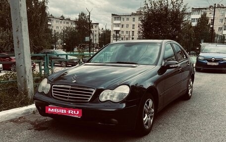 Mercedes-Benz C-Класс, 2004 год, 520 000 рублей, 9 фотография