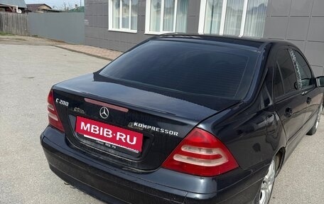 Mercedes-Benz C-Класс, 2004 год, 520 000 рублей, 4 фотография