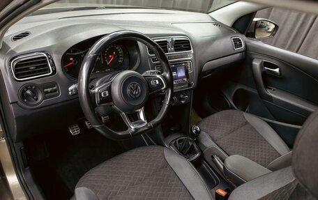 Volkswagen Polo VI (EU Market), 2018 год, 1 055 000 рублей, 13 фотография