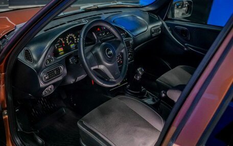 Chevrolet Niva I рестайлинг, 2019 год, 860 000 рублей, 10 фотография