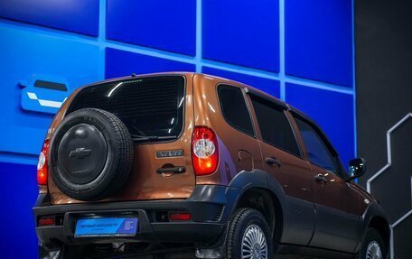 Chevrolet Niva I рестайлинг, 2019 год, 860 000 рублей, 5 фотография