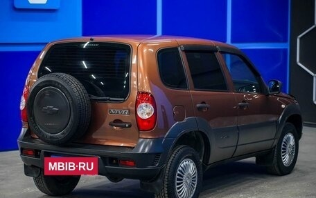 Chevrolet Niva I рестайлинг, 2019 год, 860 000 рублей, 6 фотография