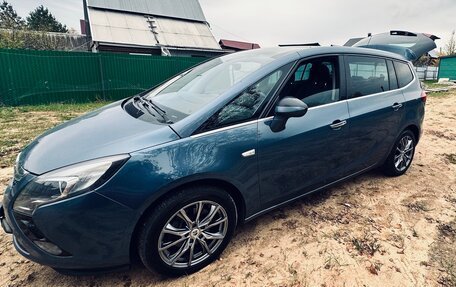 Opel Zafira C рестайлинг, 2012 год, 799 999 рублей, 1 фотография
